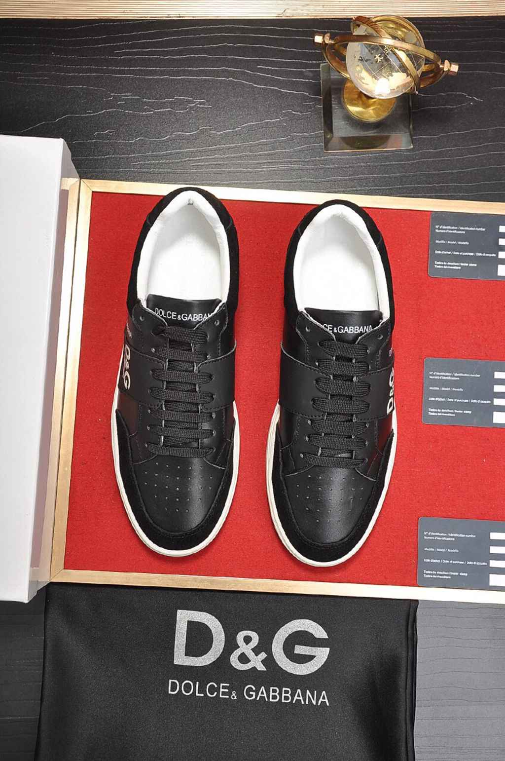 D*G sneaker